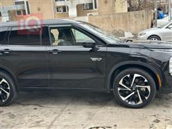 ميتسوبيشي اوتلاندر